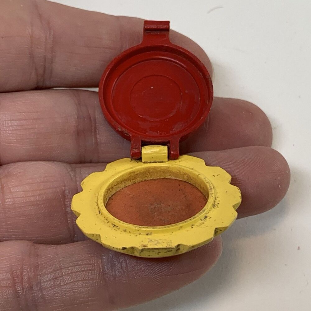 Early Mattel Futurland Make Believe Makeup Compact Toy 1940’s Pre Barbie Rare - Picture 8 of 8